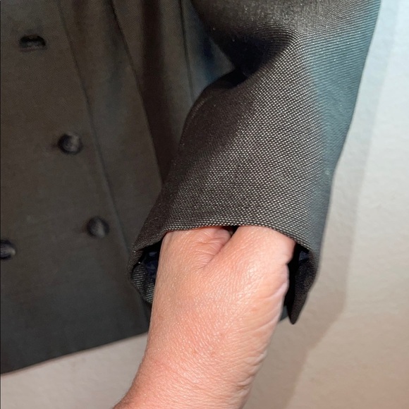 Kasper Gray Double-Breasted Blazer with Notched Lapels - Picture 4 of 16